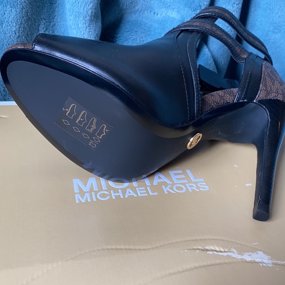 COPY - Micheal Kors Blaze Open Toe Bootie - Picture 5 of 8